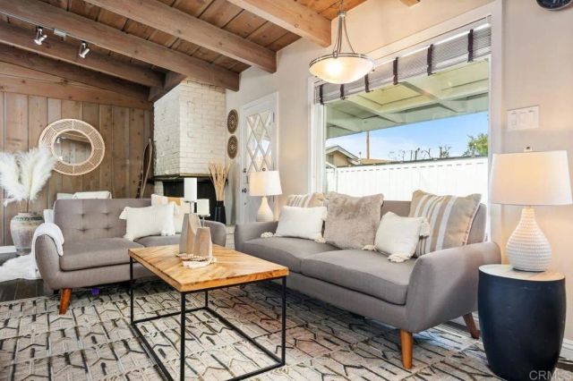 367 Beech Ave, Carlsbad, CA 92008