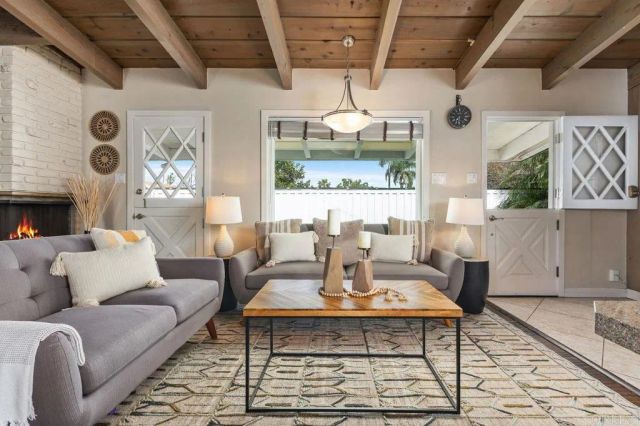 367 Beech Ave, Carlsbad, CA 92008
