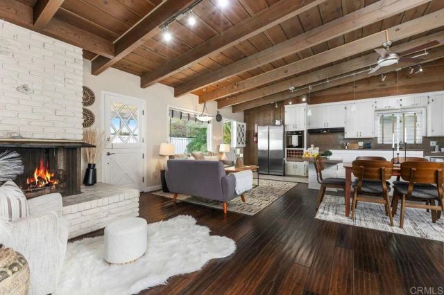 367 Beech Ave, Carlsbad, CA 92008