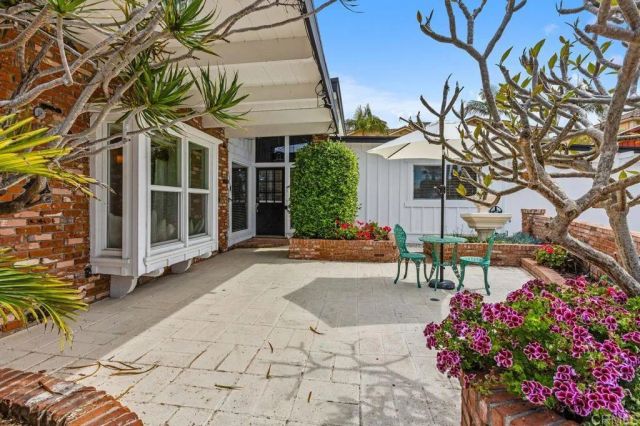 367 Beech Ave, Carlsbad, CA 92008