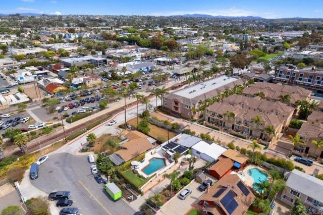 367 Beech Ave, Carlsbad, CA 92008