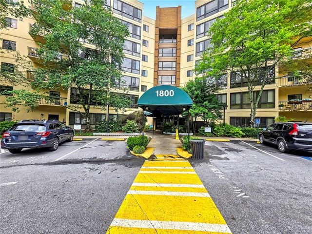 1800 Clairmont Lake A314, Decatur, GA 30033