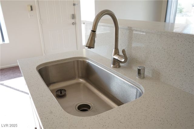 5710 East Tropicana Avenue 2228, Las Vegas, NV 89122