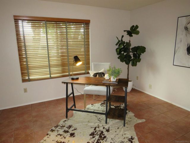 17461 Plaza Otonal, San Diego, CA 92128