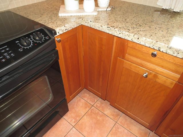 17461 Plaza Otonal, San Diego, CA 92128