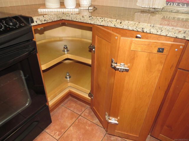 17461 Plaza Otonal, San Diego, CA 92128