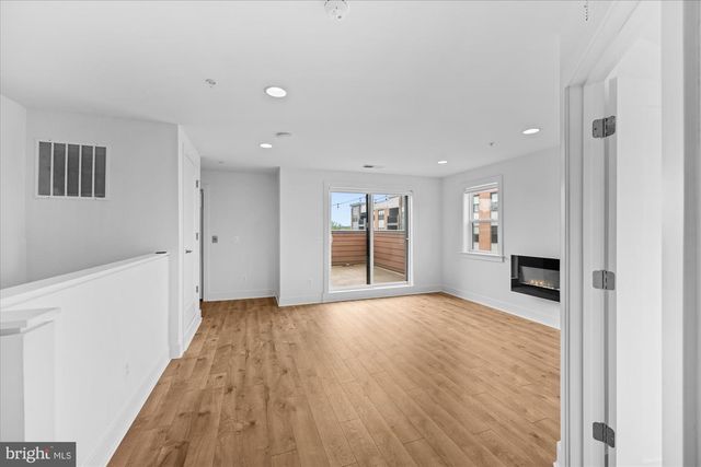 3301 WOODLAND PHLOX ST, Rockville, MD 20852