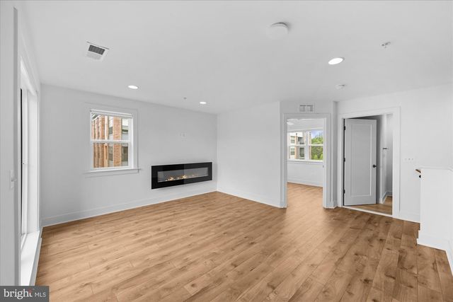 3301 WOODLAND PHLOX ST, Rockville, MD 20852