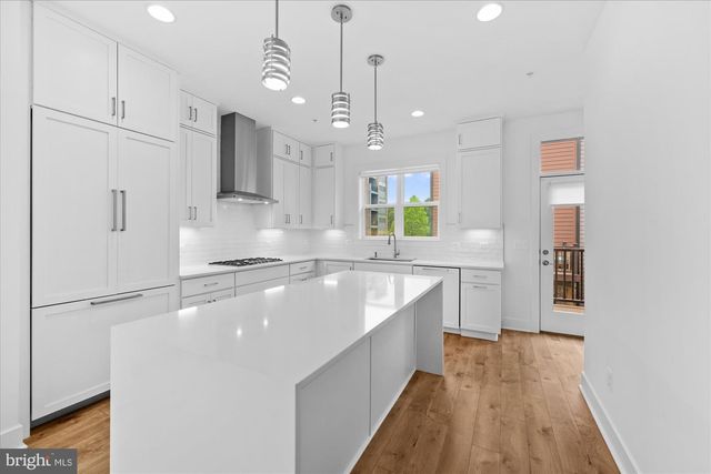3301 WOODLAND PHLOX ST, Rockville, MD 20852