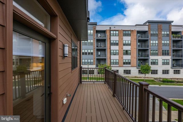 3301 WOODLAND PHLOX ST, Rockville, MD 20852