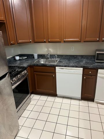 219 Surf Drive 134B, Bronx, NY 10473