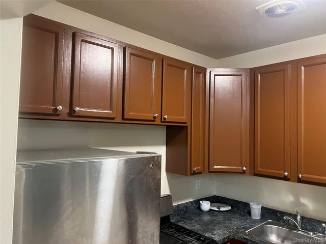 219 Surf Drive 134B, Bronx, NY 10473