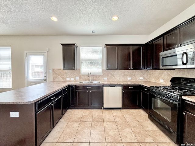 3314 Candleside, San Antonio, TX 78244