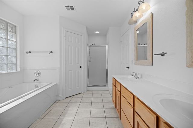 5213 S 60th Place, Rogers, AR 72758