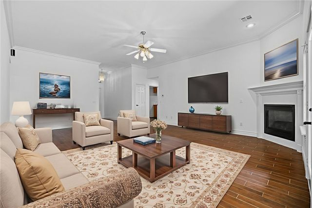 5213 S 60th Place, Rogers, AR 72758