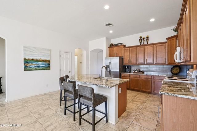 18409 W SWEET ACACIA Drive, Goodyear, AZ 85338