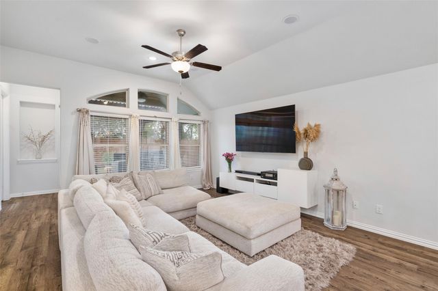 2723 Willow Lane, Melissa, TX 75454