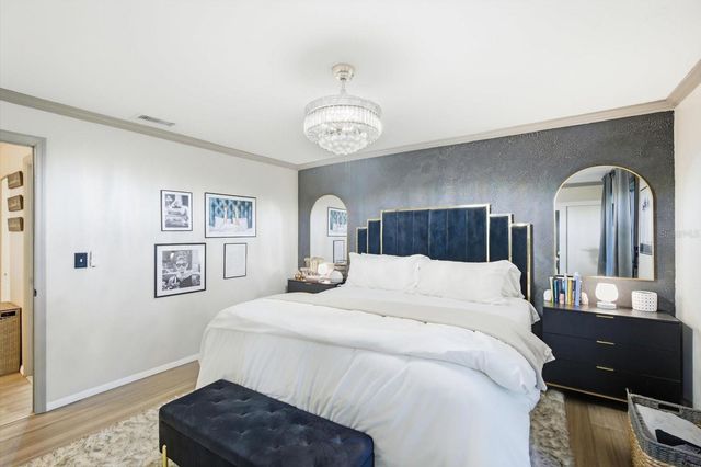 3673 45TH WAY N, St Petersburg, FL 33713