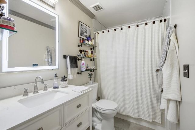 3673 45TH WAY N, St Petersburg, FL 33713