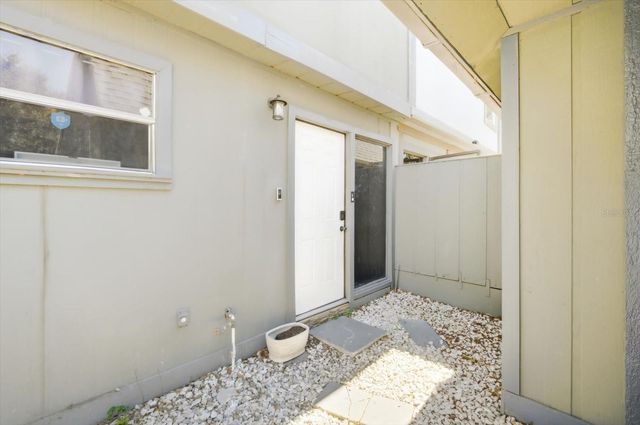 3673 45TH WAY N, St Petersburg, FL 33713