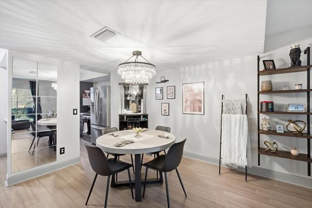 3673 45TH WAY N, St Petersburg, FL 33713