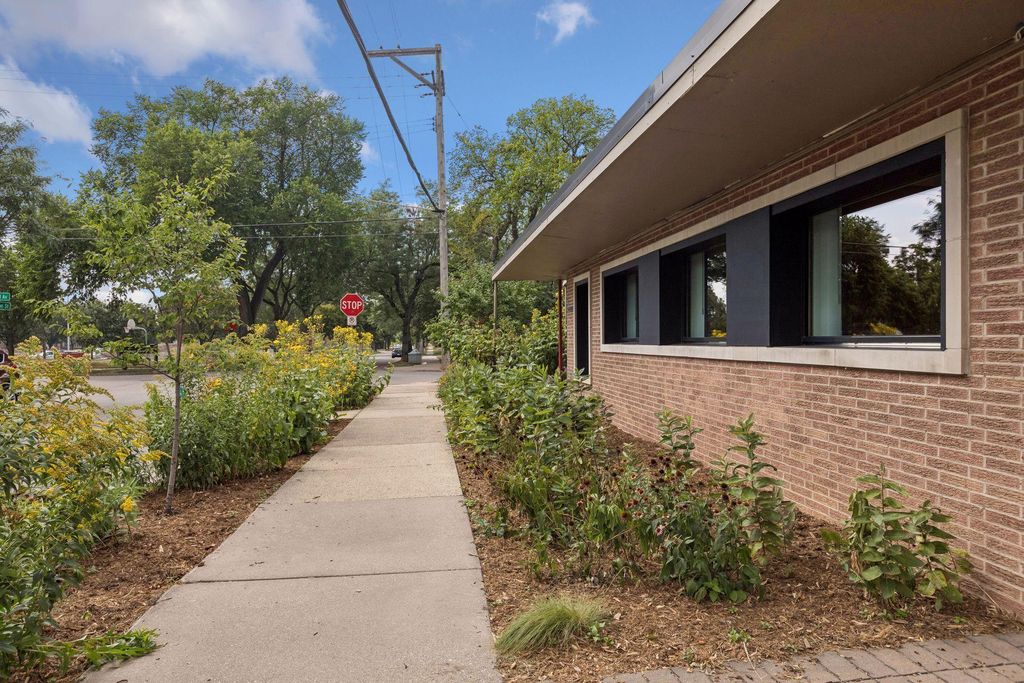 901 23rd Avenue NE, Minneapolis, MN 55418 — photo 5