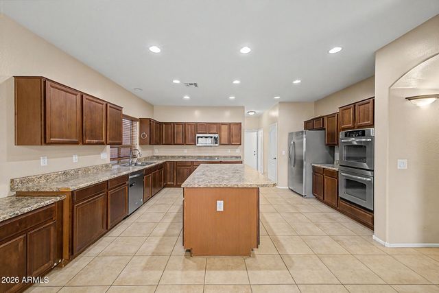 1278 E BAKER Drive, San Tan Valley, AZ 85140