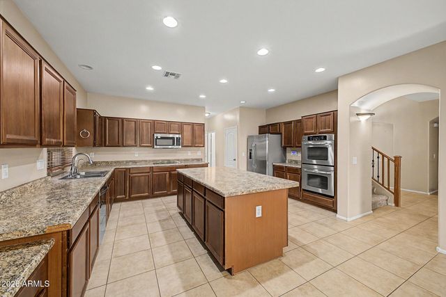 1278 E BAKER Drive, San Tan Valley, AZ 85140