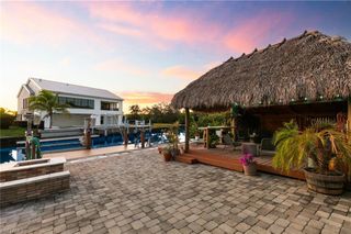 1794 Holiday LN, Naples, FL 34104