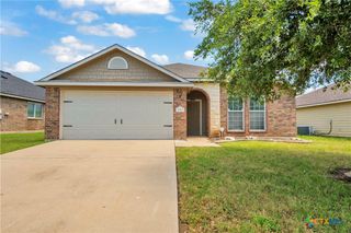 7810 Woodbury Drive, Temple, TX 76502