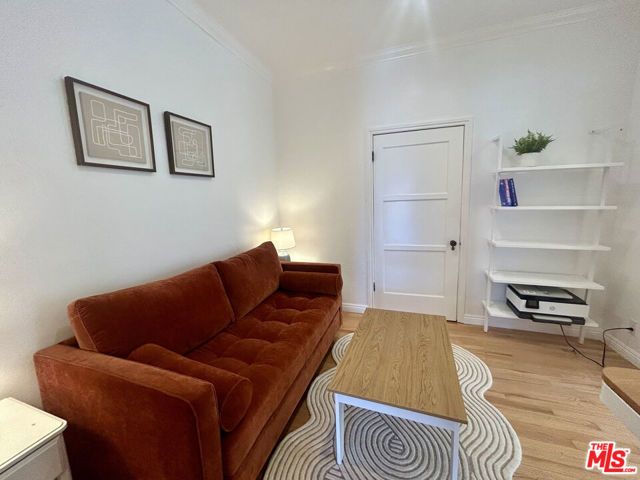 854 4th Street F, Santa Monica, CA 90403