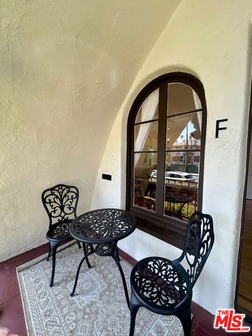 854 4th Street F, Santa Monica, CA 90403