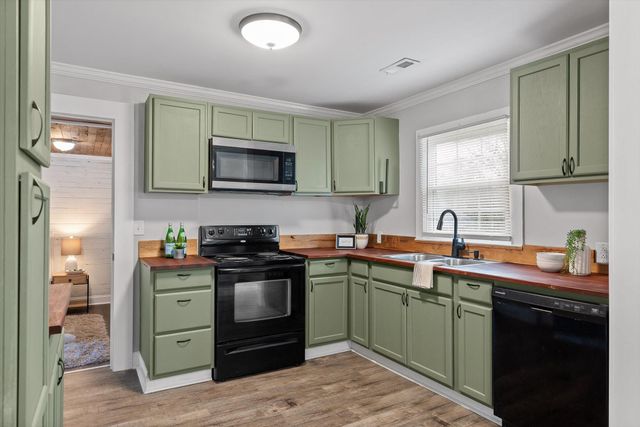 205 Georgia Street, Rossville, GA 30741