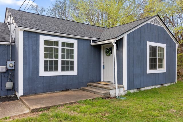 205 Georgia Street, Rossville, GA 30741