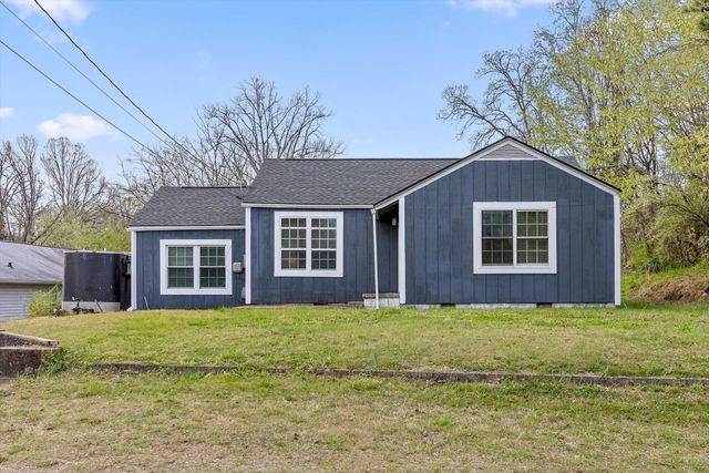 205 Georgia Street, Rossville, GA 30741