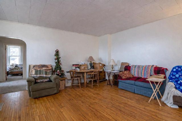 9651 CLAYTON AVENUE, Neenah, WI 54956