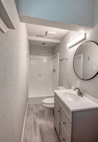 307 Dee Lane, Arlington, TX 76011