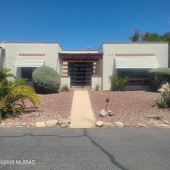 1042 N Vía Primavera, Tucson, AZ 85710