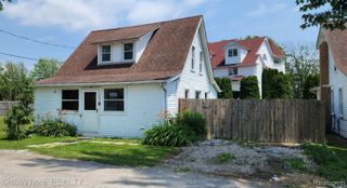 9825 Willow Court, Clay Township, MI 48001