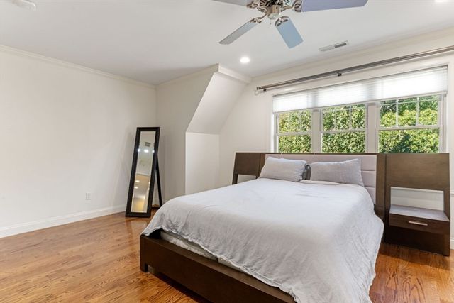 22 Hawthorne Street 2, Boston, MA 02119
