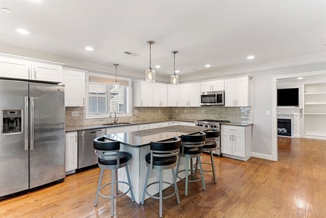 22 Hawthorne Street 2, Boston, MA 02119