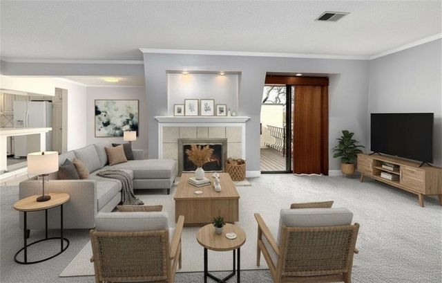 6708 W 109th Street E, Overland Park, KS 66211