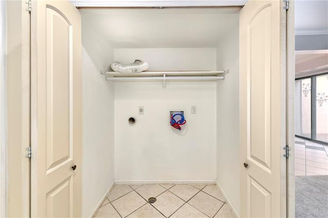 6708 W 109th Street E, Overland Park, KS 66211