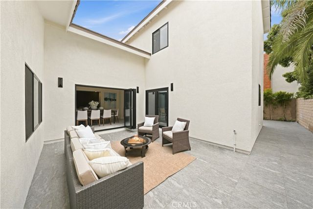 3661 Pirate, Huntington Beach, CA 92649
