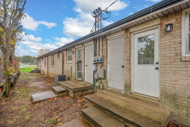 125 Tandy Dr Apt B, Clarksville, TN 37042