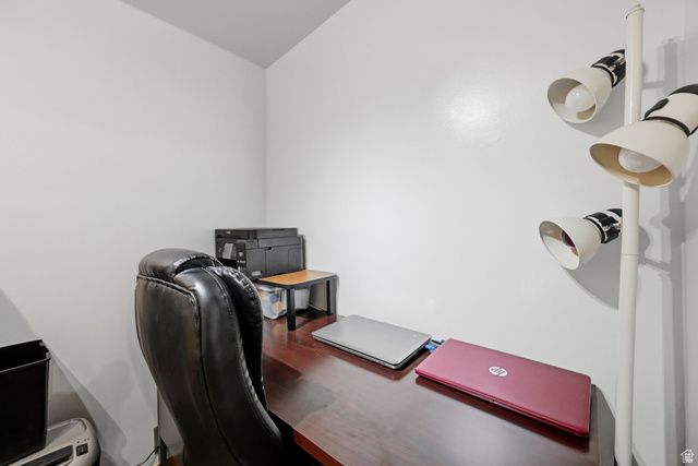 2950 W AMHERST AVE, West Valley City, UT 84119