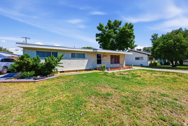 2950 W AMHERST AVE, West Valley City, UT 84119