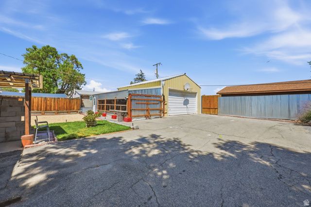 2950 W AMHERST AVE, West Valley City, UT 84119