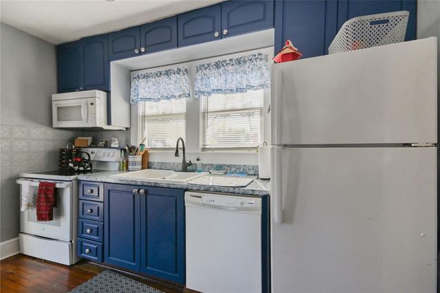 118 E YELKCA TERRACE, Edgewater, FL 32132