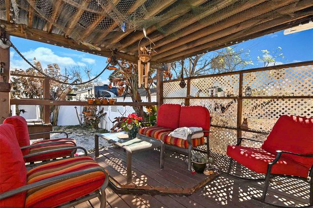 118 E YELKCA TERRACE, Edgewater, FL 32132